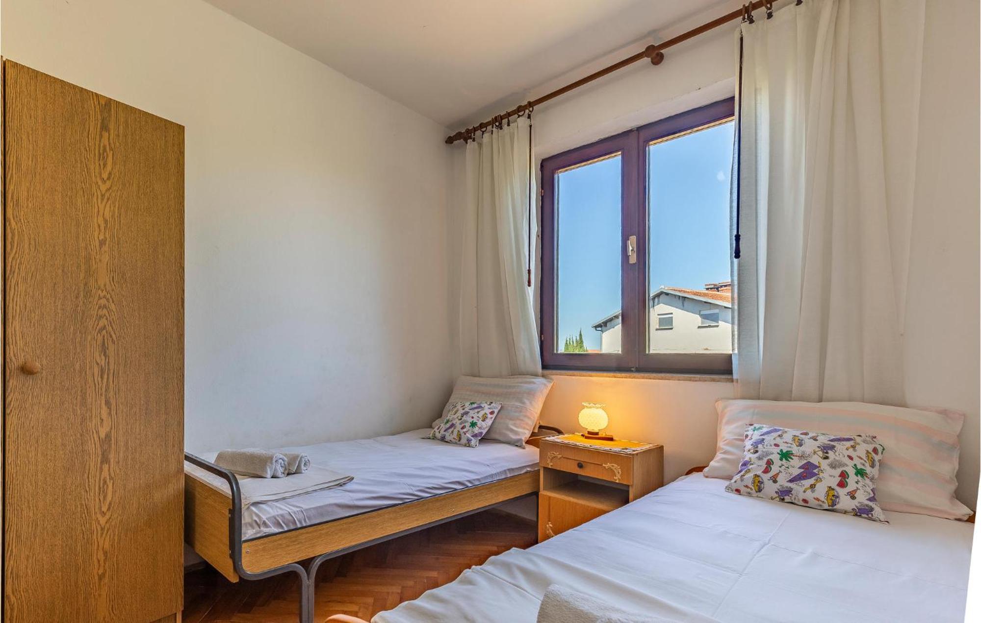 Awesome Apartment In Medulin With Kitchen מראה חיצוני תמונה